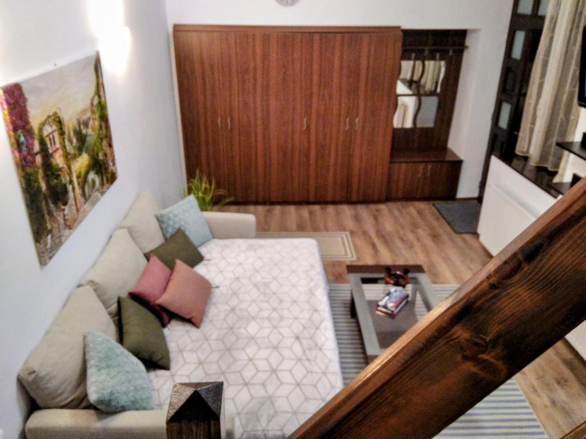 בראשוב Lovely Central Apartment מראה חיצוני תמונה