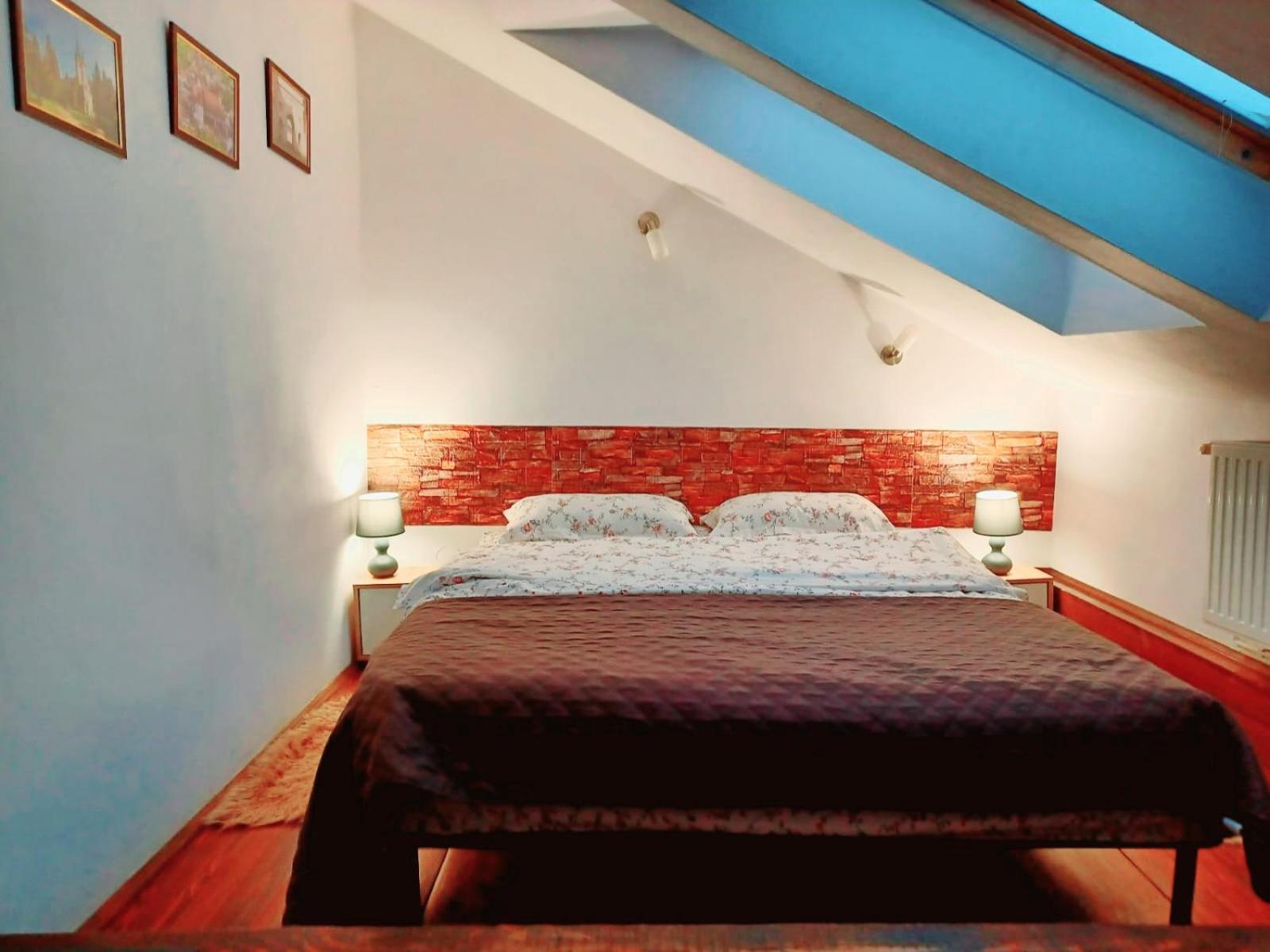 בראשוב Lovely Central Apartment מראה חיצוני תמונה